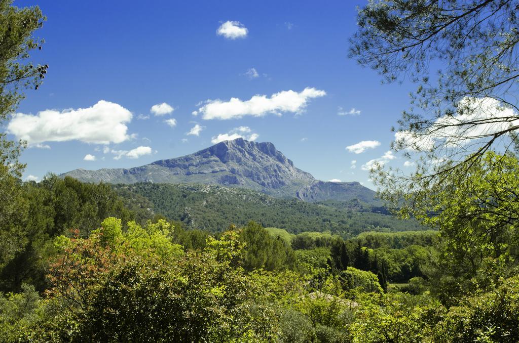 Готель Ibis Manosque Cadarache Екстер'єр фото